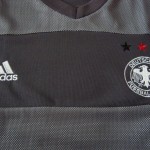 2002-03 Away, front detail