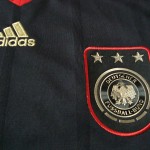 2009-11 Away, front detail