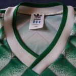 1988-91 Away, neck/collar